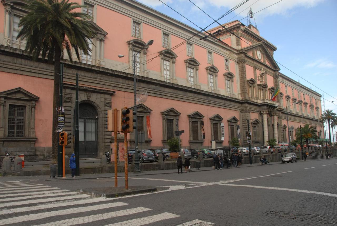 Bed and Breakfast La Locanda Dell'Arte-Museo à Naples Extérieur photo